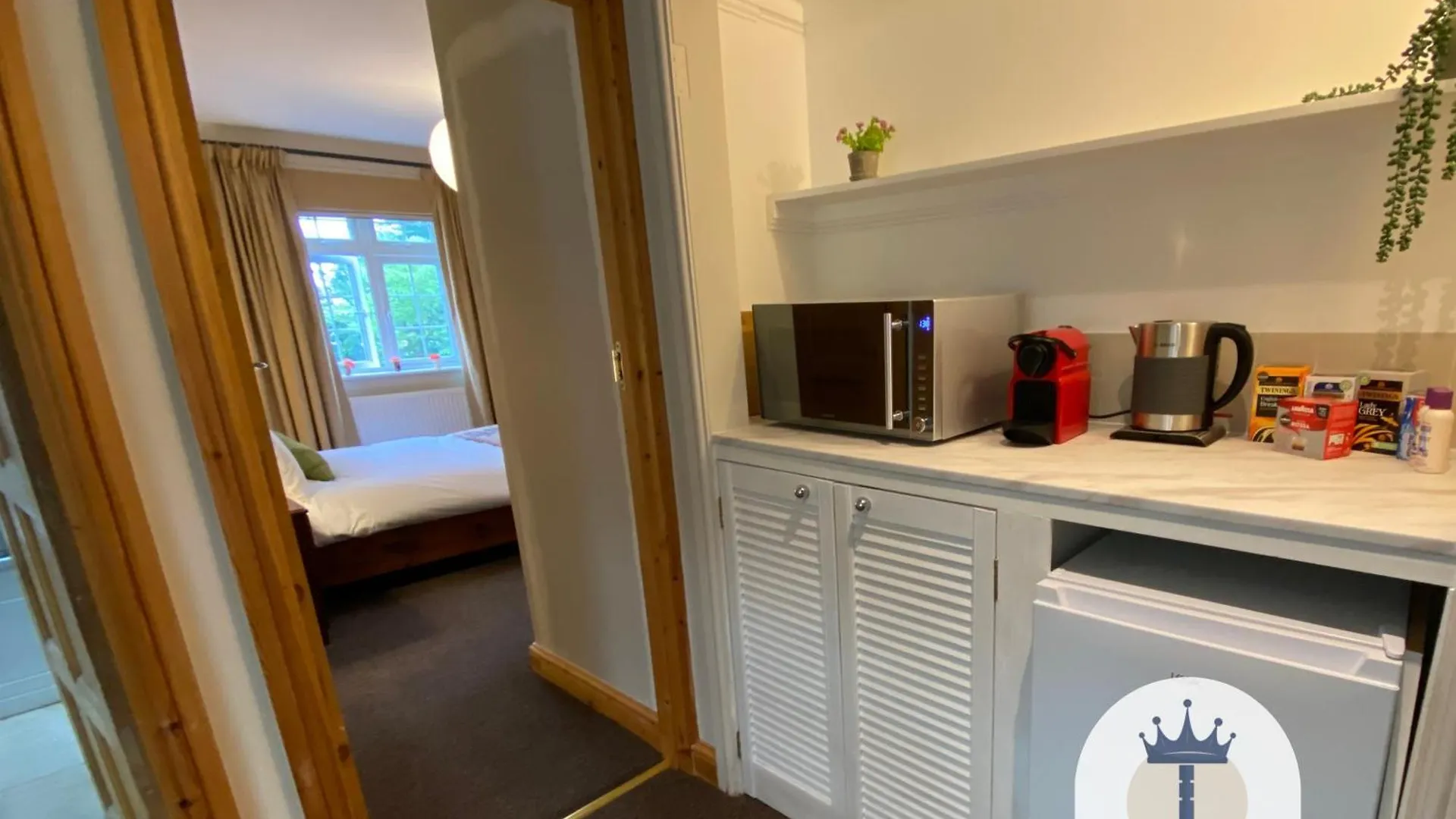 Beautiful Self-Contained Cottage Ickenham