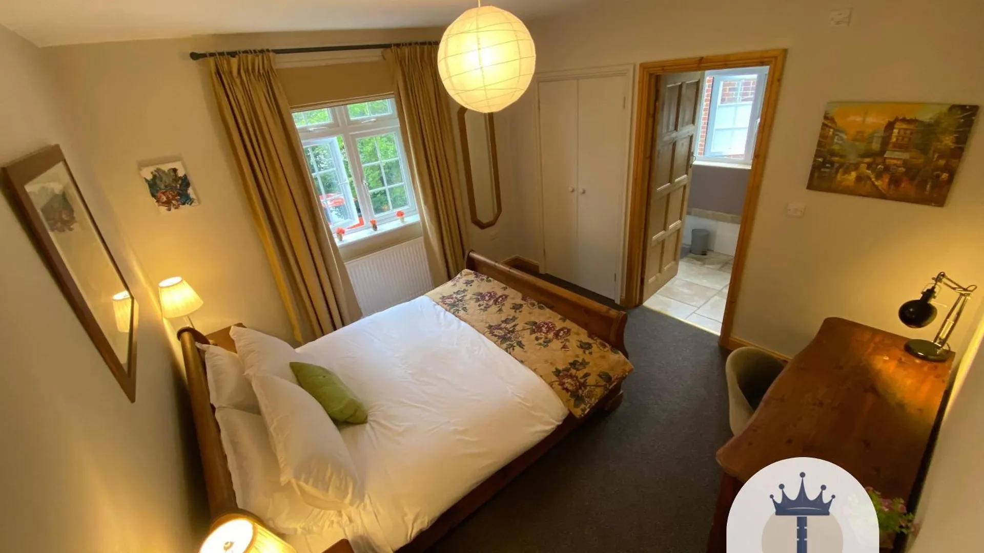 Beautiful Self-Contained Cottage Ickenham