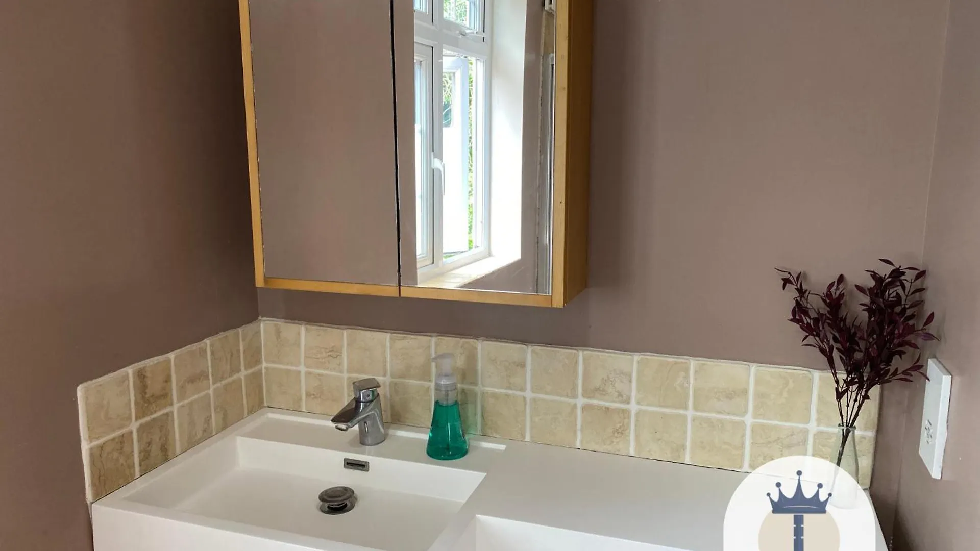 Beautiful Self-Contained Cottage Ickenham Holiday home