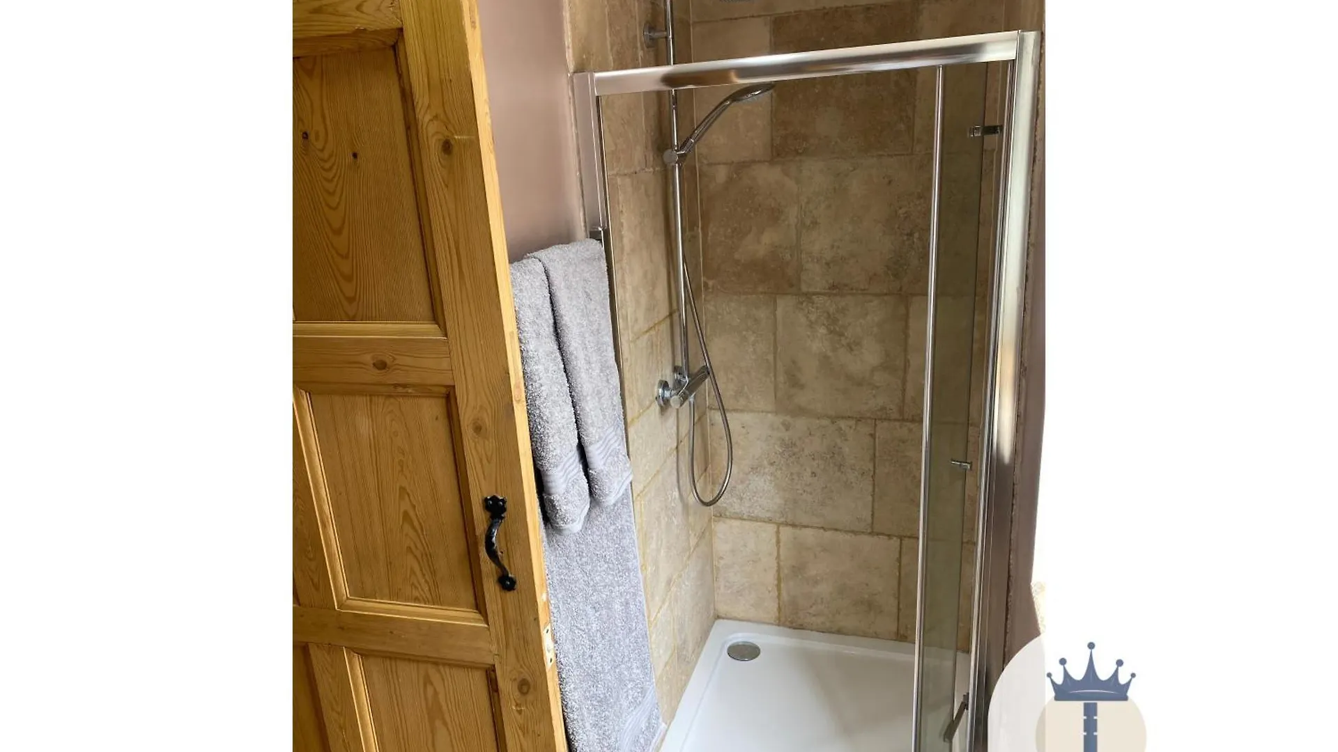 Beautiful Self-Contained Cottage Ickenham 0*,